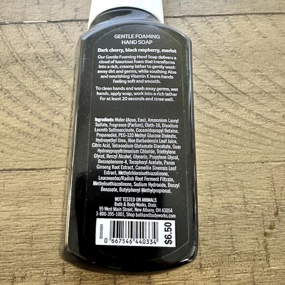 Black Cherry Merlot Bath & Body Works Foaming Hand Soap - Picture 4 of 4